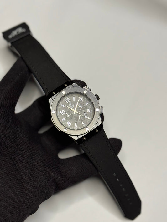HB Date Watch